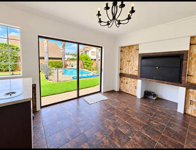 3 BEDROOM PROPERTY TO RENT IN GLEN MARAIS